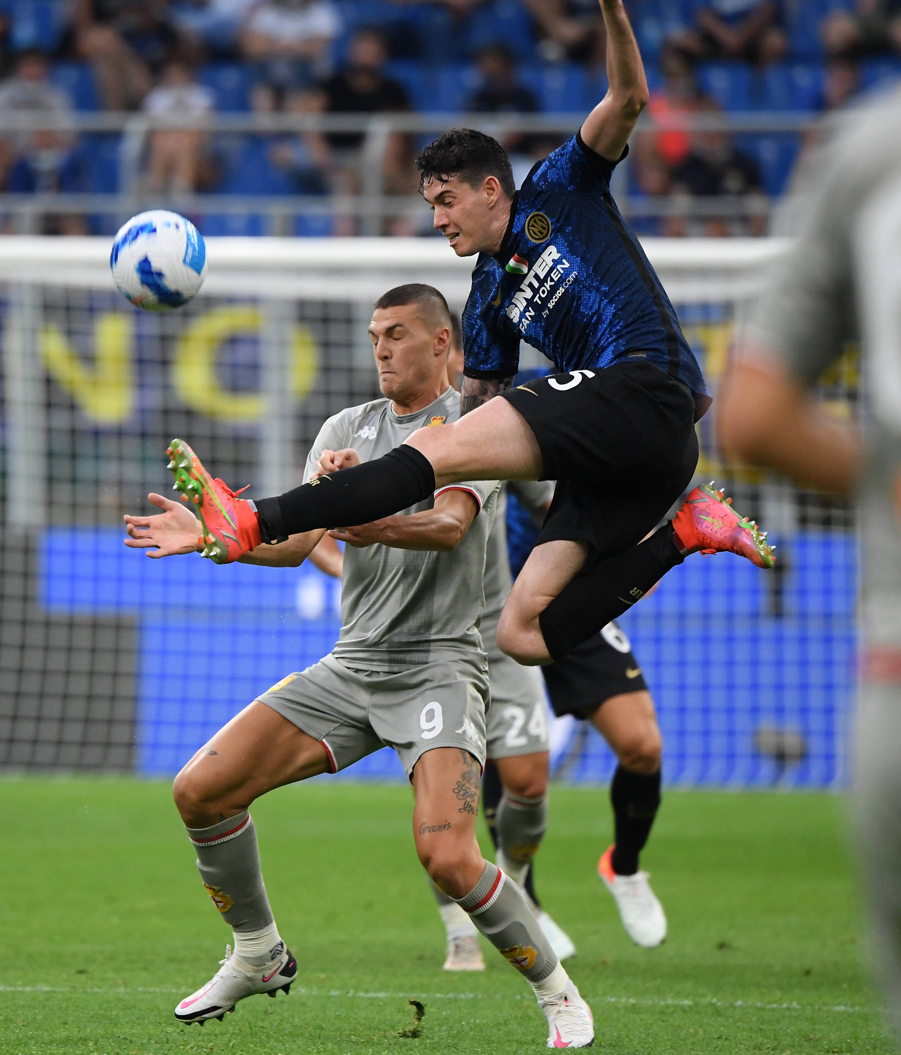 内外呼应 内外呼应