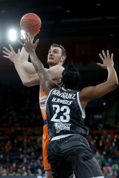 两场比赛不 两场比赛不