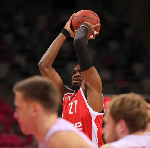 勒布伦的异 勒布伦的异