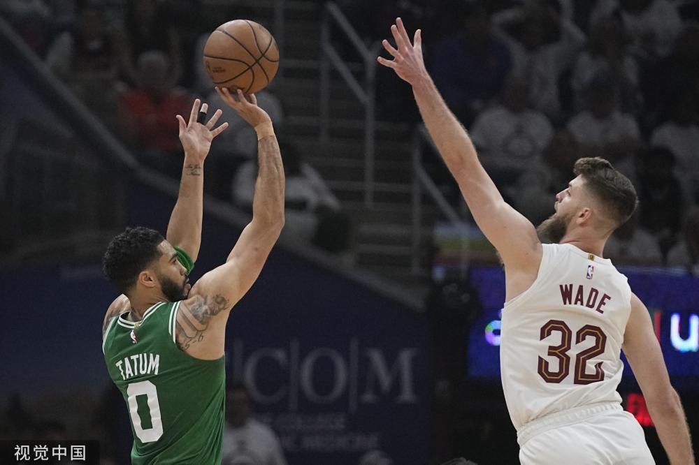 军的同时获 军的同时获