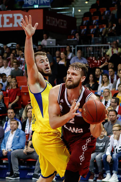 卓越表现 卓越表现